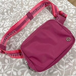 lululemon athletica Pink Crossbody/Belt Bag New without tags